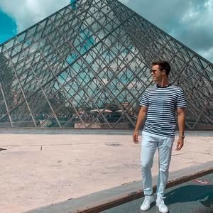 Meet your Posher, Ryan